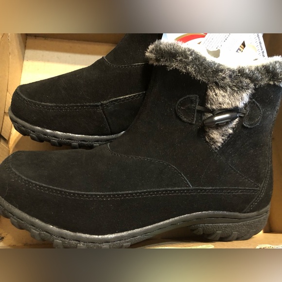 Khombu NEW Black Winter Boots with Fur Trim - Picture 2 of 16